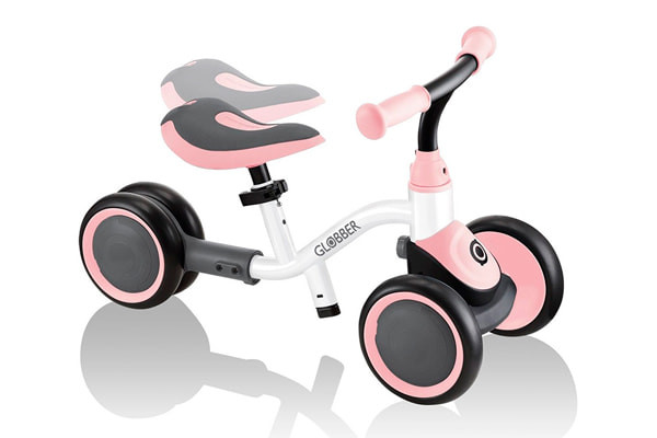 Verstellbarer Sattel (24,2-26,2 cm)