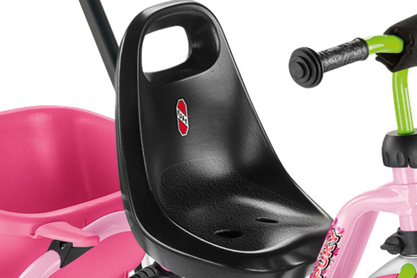 Der Sitz ist stufenlos verstellbar