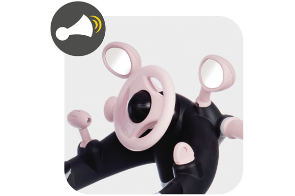 Lenkrad, Schalthebel, Hupe und Spiegel