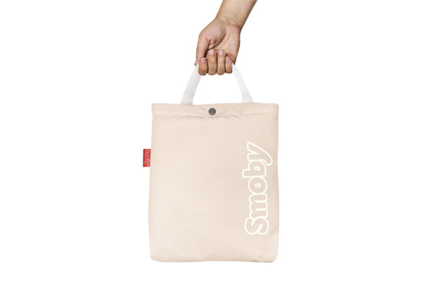 Mit praktischer abnehmbarer Tasche