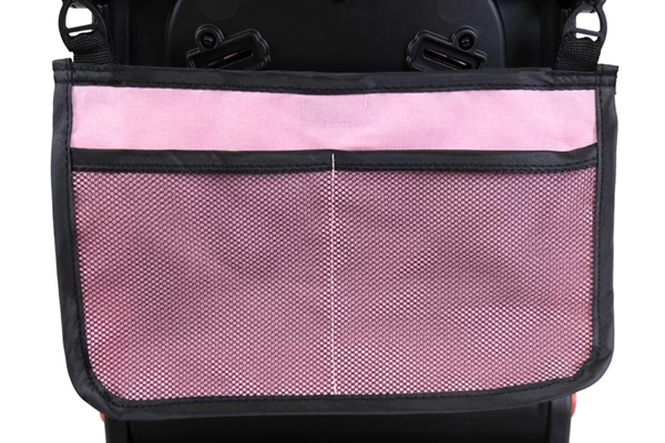 Praktische Tasche auf der Rückseite