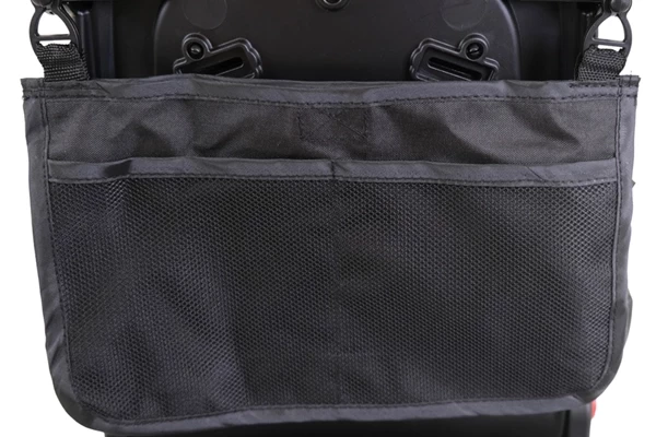 Praktische Tasche auf der Rückseite