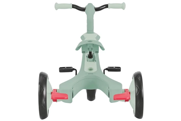 Von Dreirad mit Pedalen