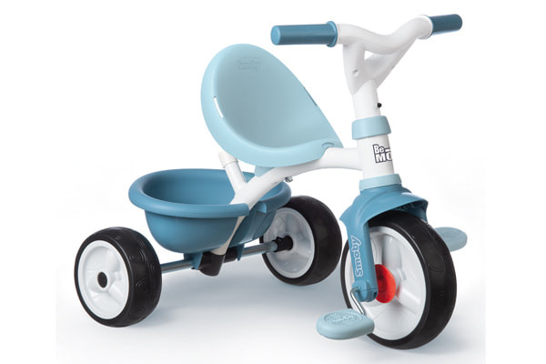 Mit pastellblauen Farben