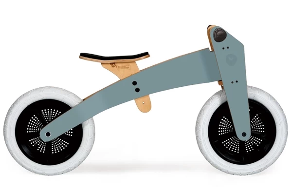 Als Zweirad mit hohem Rahmen